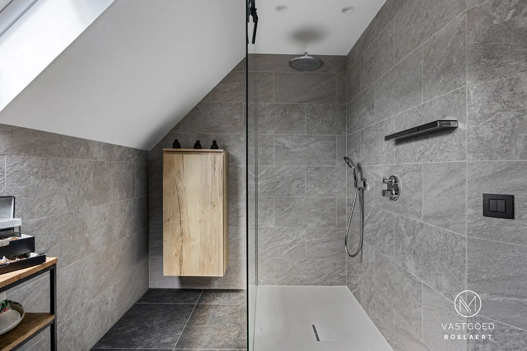 Ruime instapklare villa met sauna en dubbele garage. foto 18