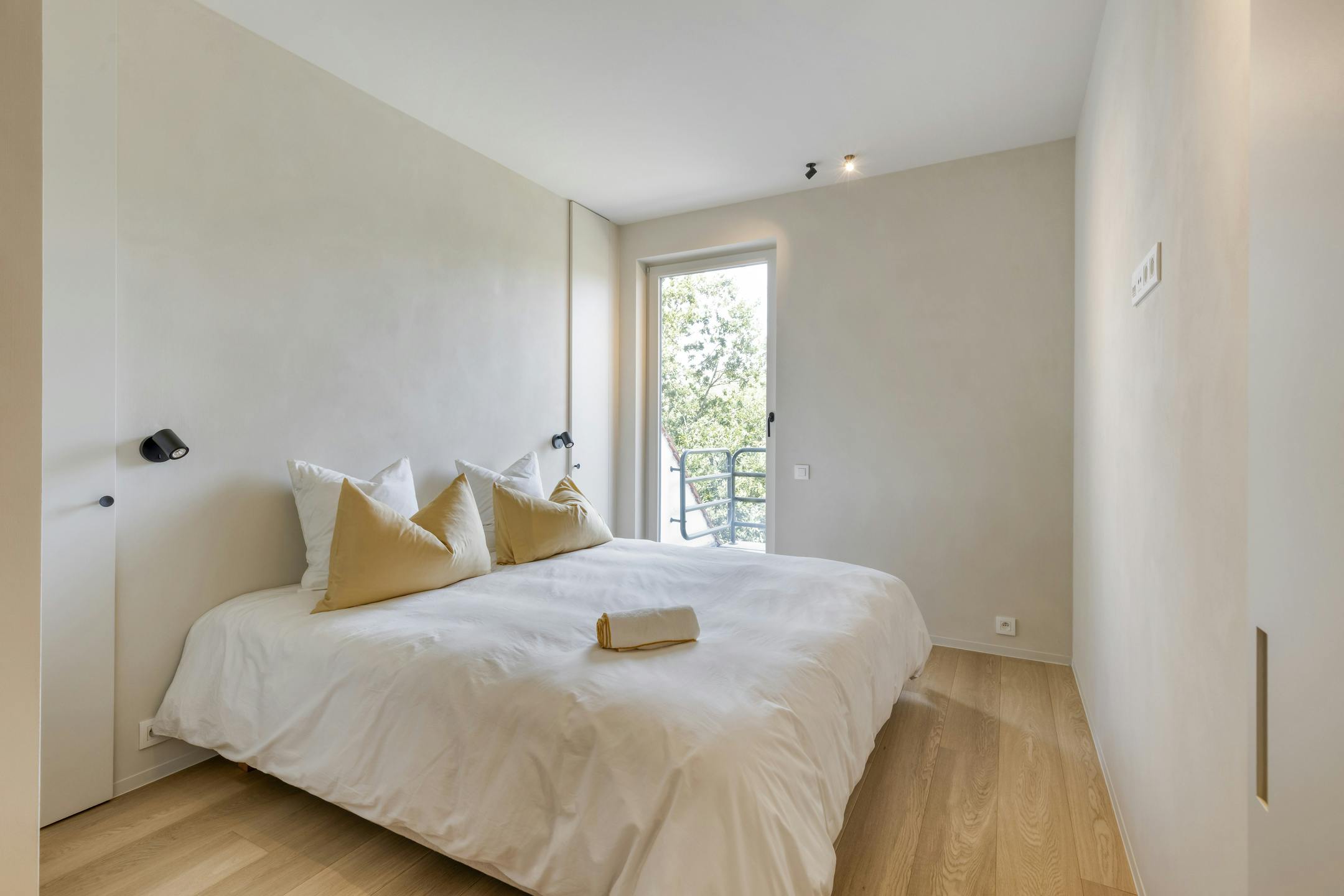 Gerenoveerd hoekappartement te koop in Knokke-Zoute foto 17