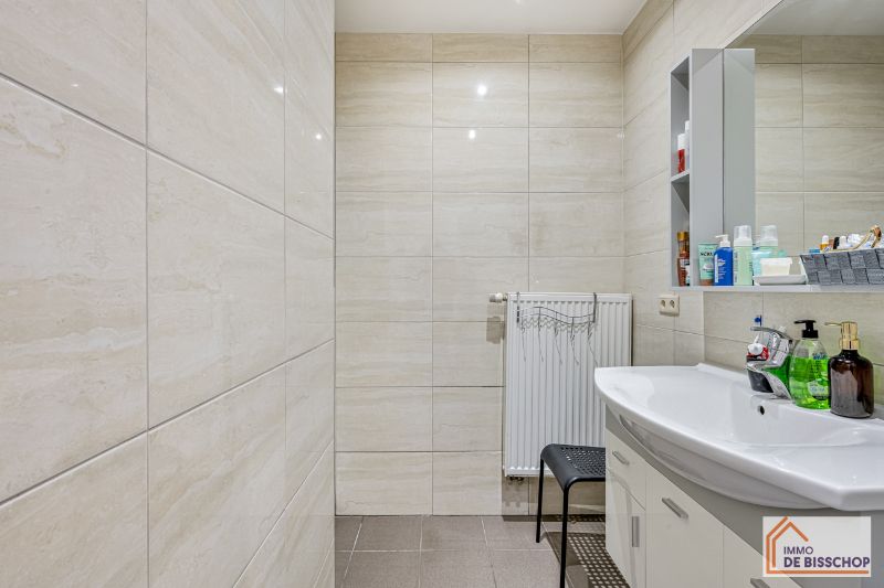 Mooi appartement met 1 slaapkamer en autostaanplaats foto 9