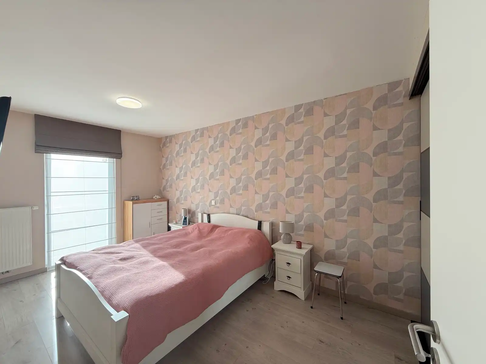 Prachtig en ruim tuinappartement met landelijk zicht foto 13