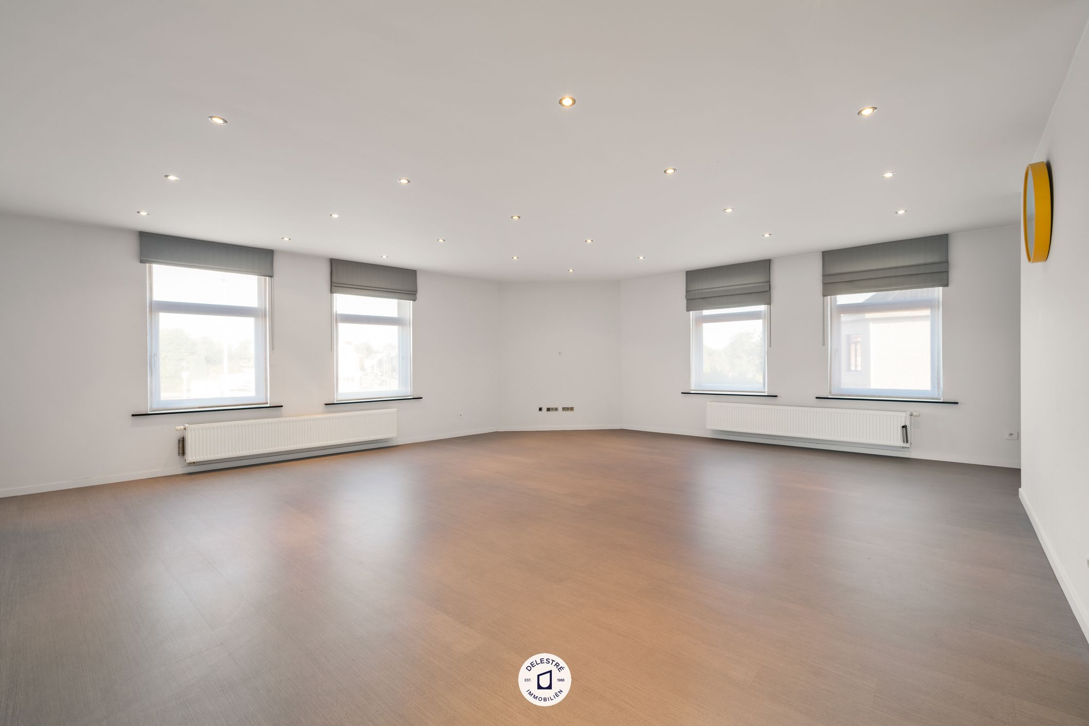 GERENOVEERD COMMERCIEEL PAND MET WOONST TOPLOCATIE foto 13