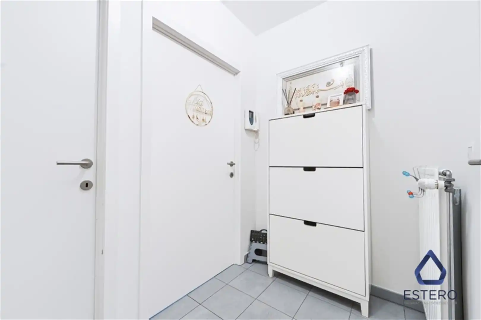 Lumineus 1-slpk appartement met kelder in Molenbeek foto 8