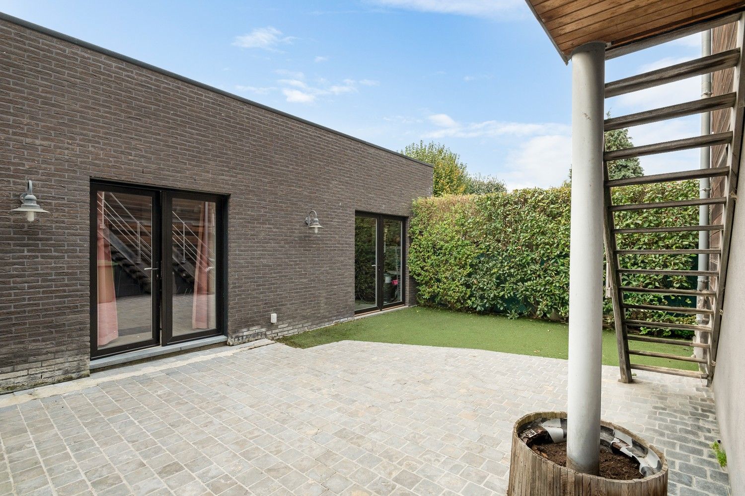 Huis met 3 slaapkamers, studio en tuin te Borsbeek! foto 11