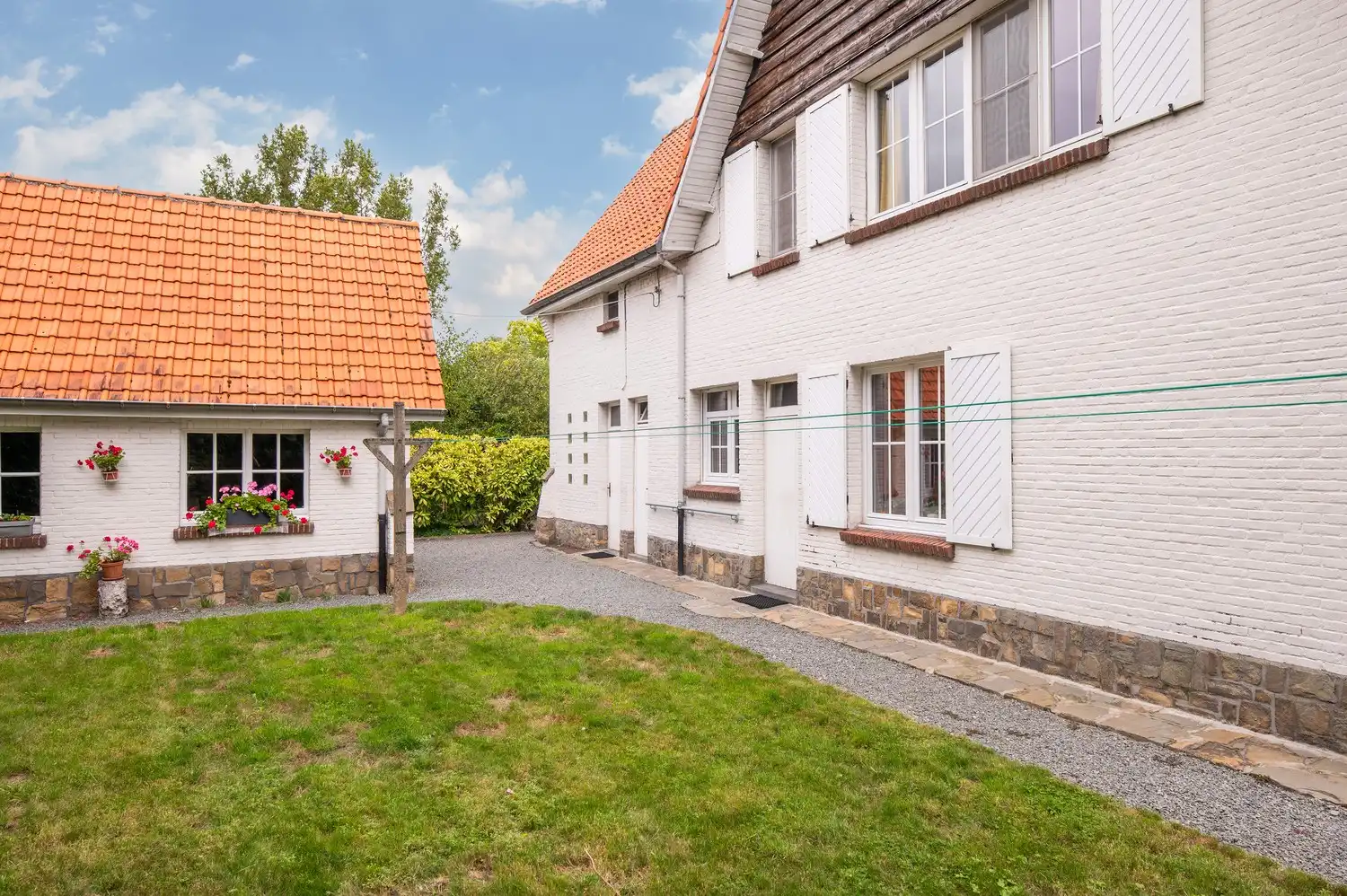 KARAKTERVOLLE WONING MET 5 SLAAPKAMERS OP 9,6 ARE OP UITSTEKENDE LOCATIE foto 27
