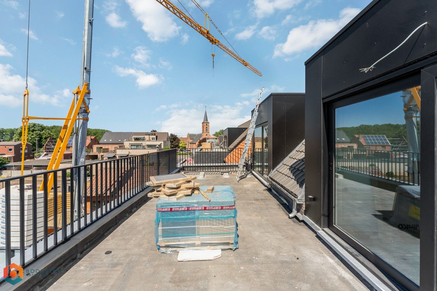 Prachtige penthouse met 3 slpkrs en ruim terras foto {{pictureIndex}}