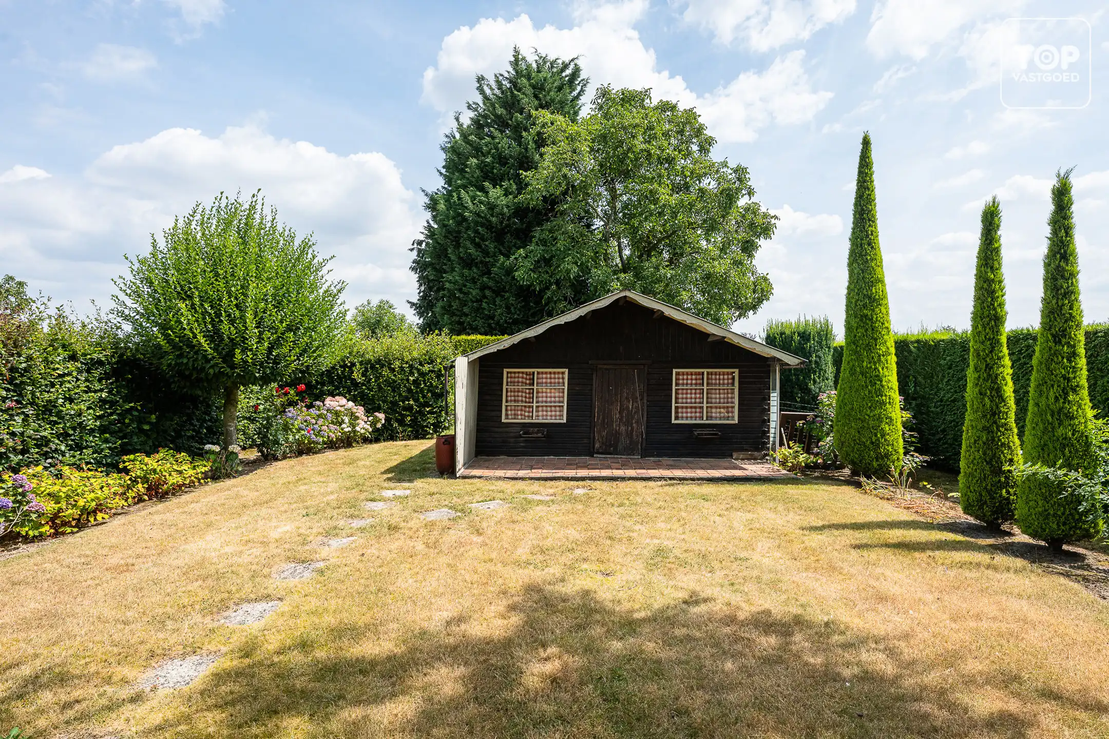 Rustig gelegen woning met ruime tuin, bos en prachtig open uitzicht foto 26