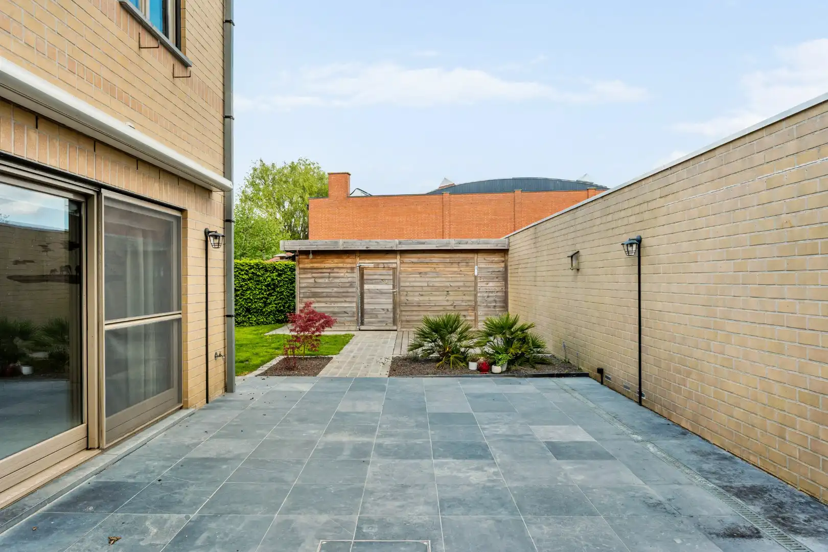 Vrijstaande woning met 3 slaapkamers, verzorgde tuin en garage in Ledegem foto 3