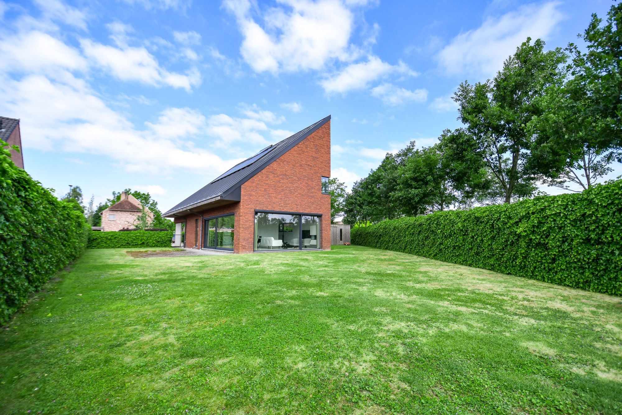 | BEZOEKMOMENT woe 11/06 van 17u - 18u30 | Rustig gelegen architecturale villa omgeven door groen foto 34