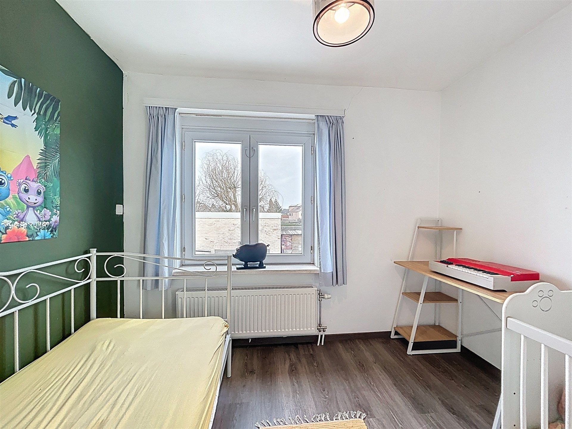 instapklare gezinswoning met 4 slaapkamers en bijgebouw op perceel van 400m²  foto 14