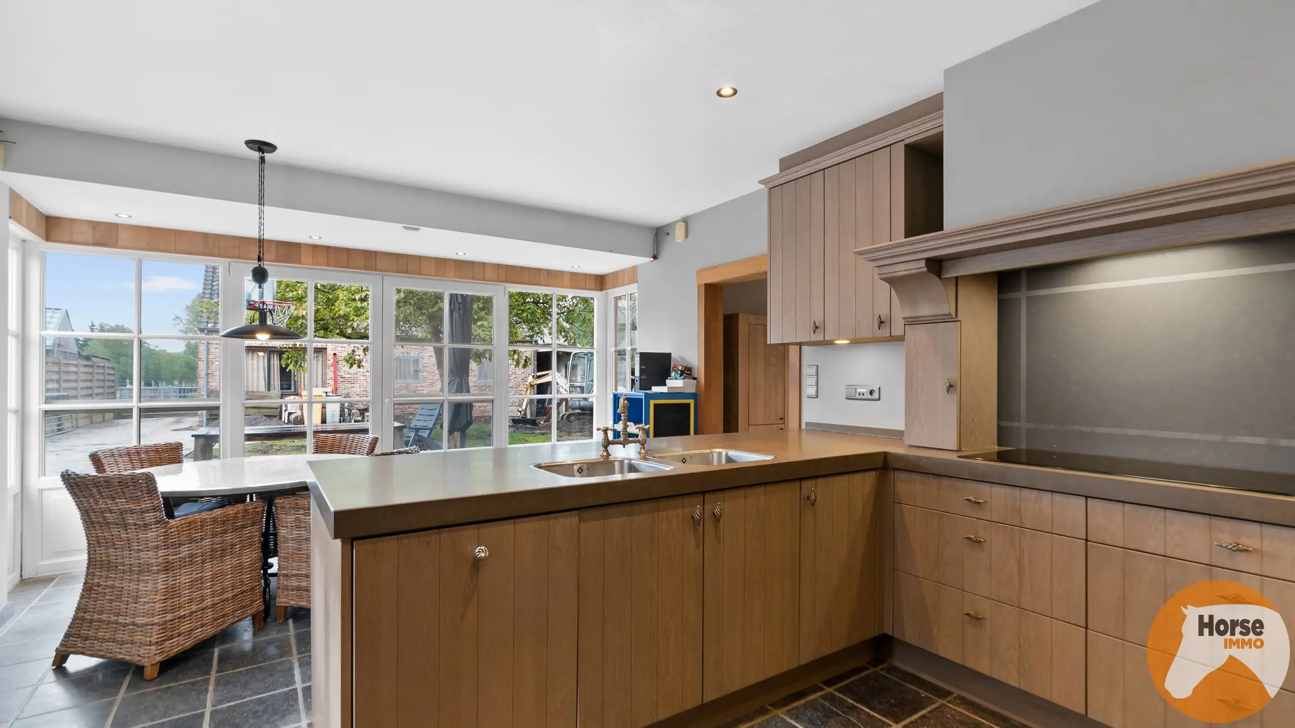 MOL - Landelijke woning met paardenststallen op ca. 1,3 Ha foto 6