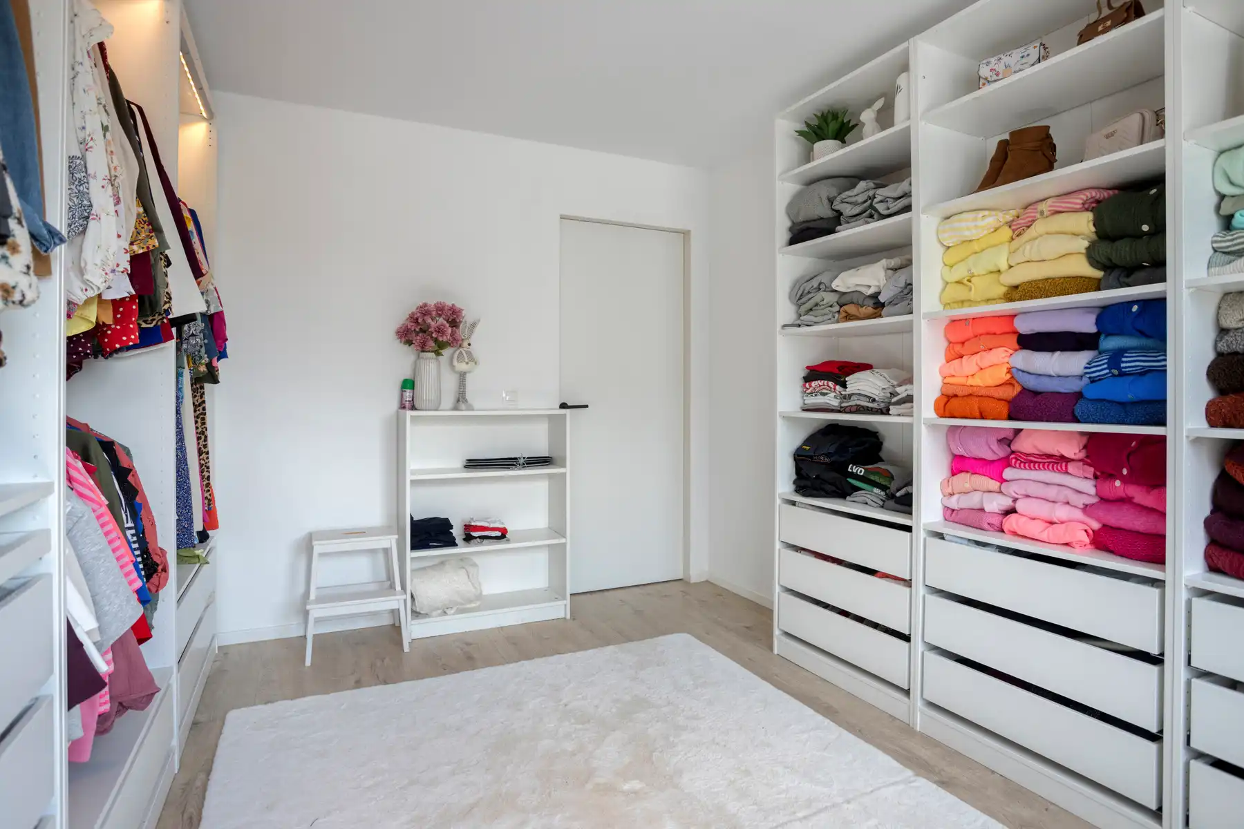 Volledig instapklare moderne halfopen woning in rustige wijk foto 21