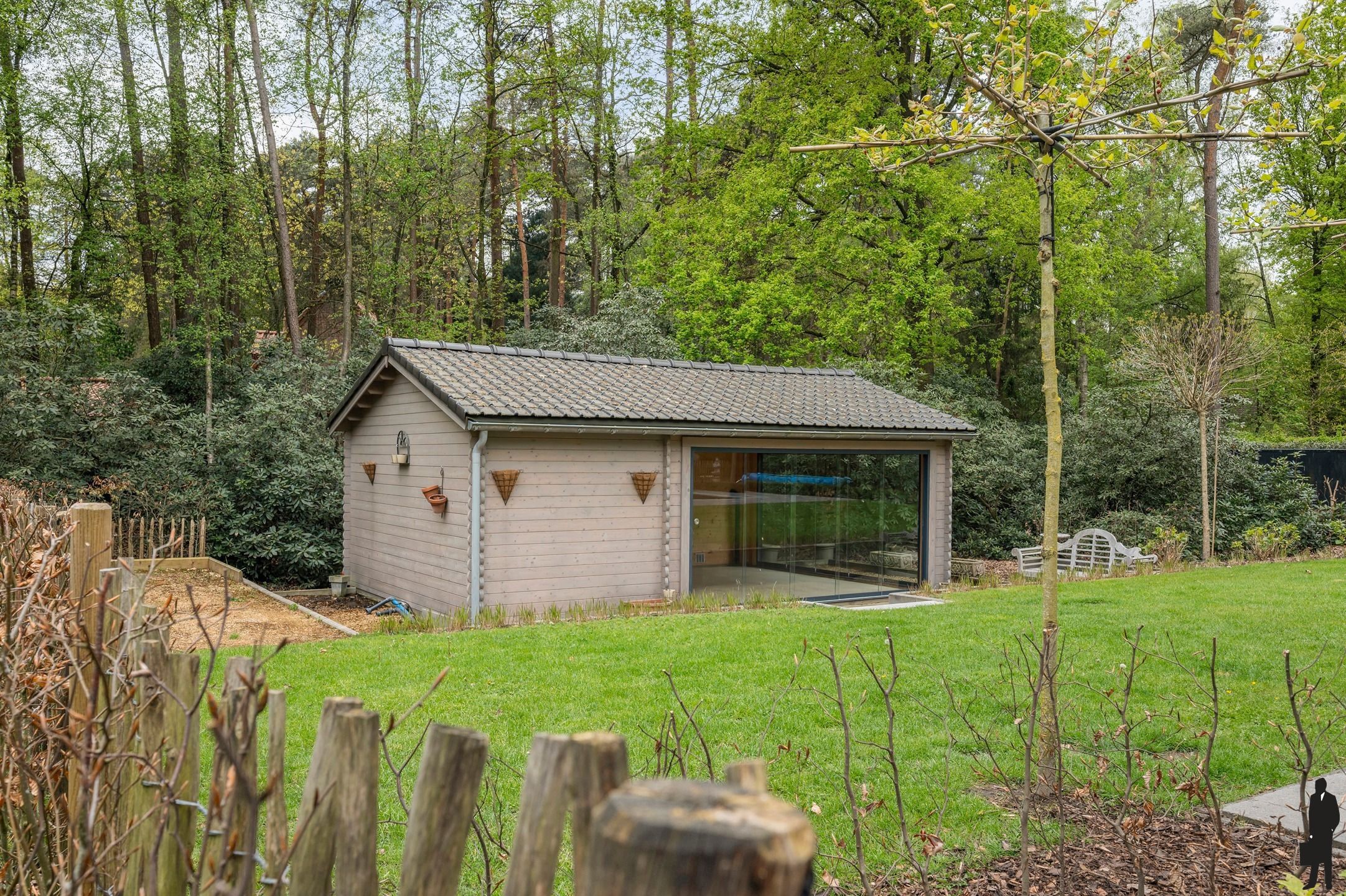 Volledige gerenoveerde villa te koop foto 64