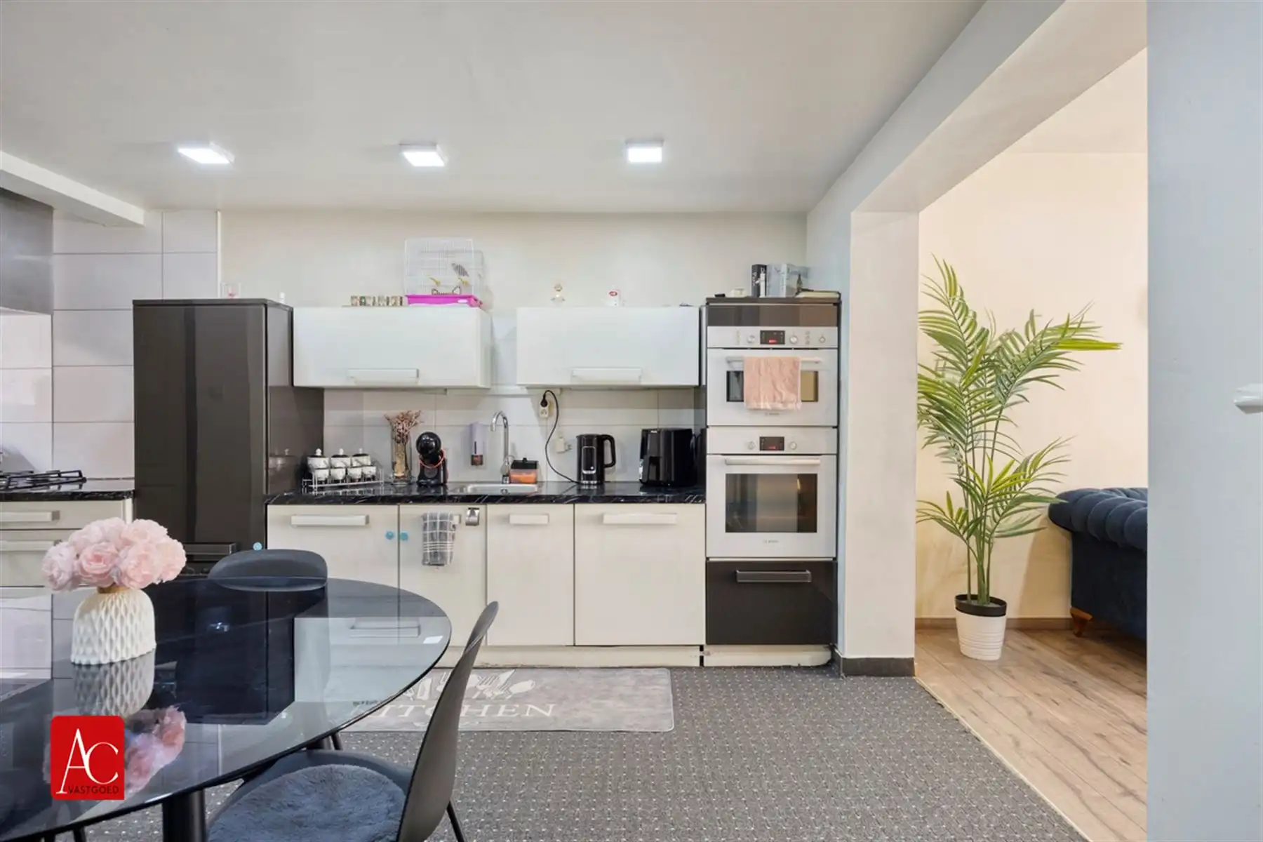 Instapklare gezinswoning met 3 slaapkamers en garage foto 7