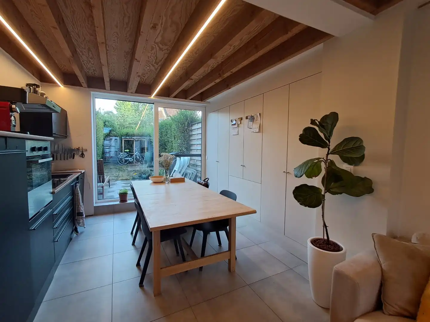 Gezellige woning in het centrum van Brugge! foto 4
