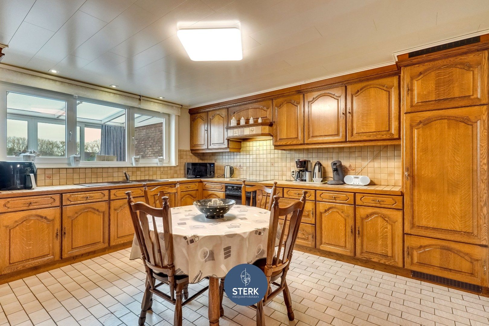 GEZINSWONING MET 236 M² BEWOONBARE OPPERVLAKTE IN HARTJE REKEM !  foto 8