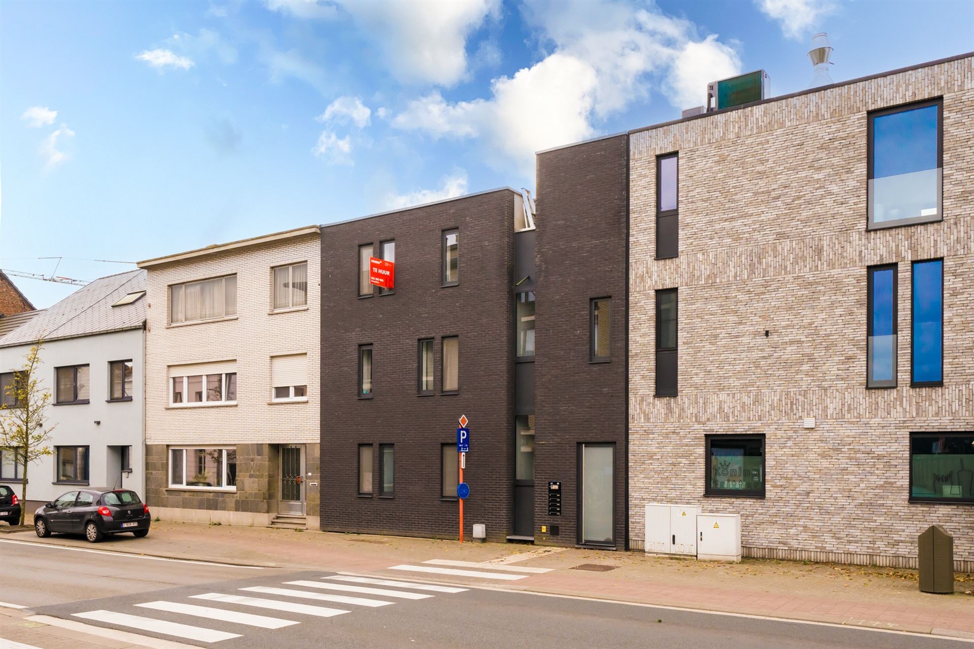 Modern appartement met 2 slpk & terras, in hartje Walem foto {{pictureIndex}}