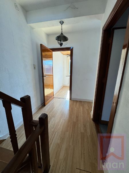 Ruime energiezuinige woning met 3 slpks, zolder, veranda, kelder en magazijn foto 16