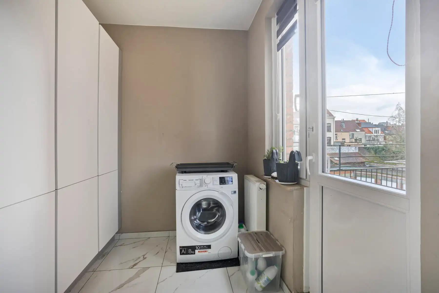 Woning met 7 slaapkamers, 2 badkamers, tuin & garage foto 10