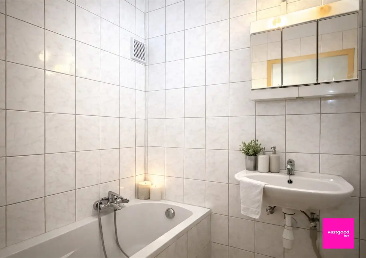 Welgelegen appartement met 3 slaapkamers,  te Oostende foto 9