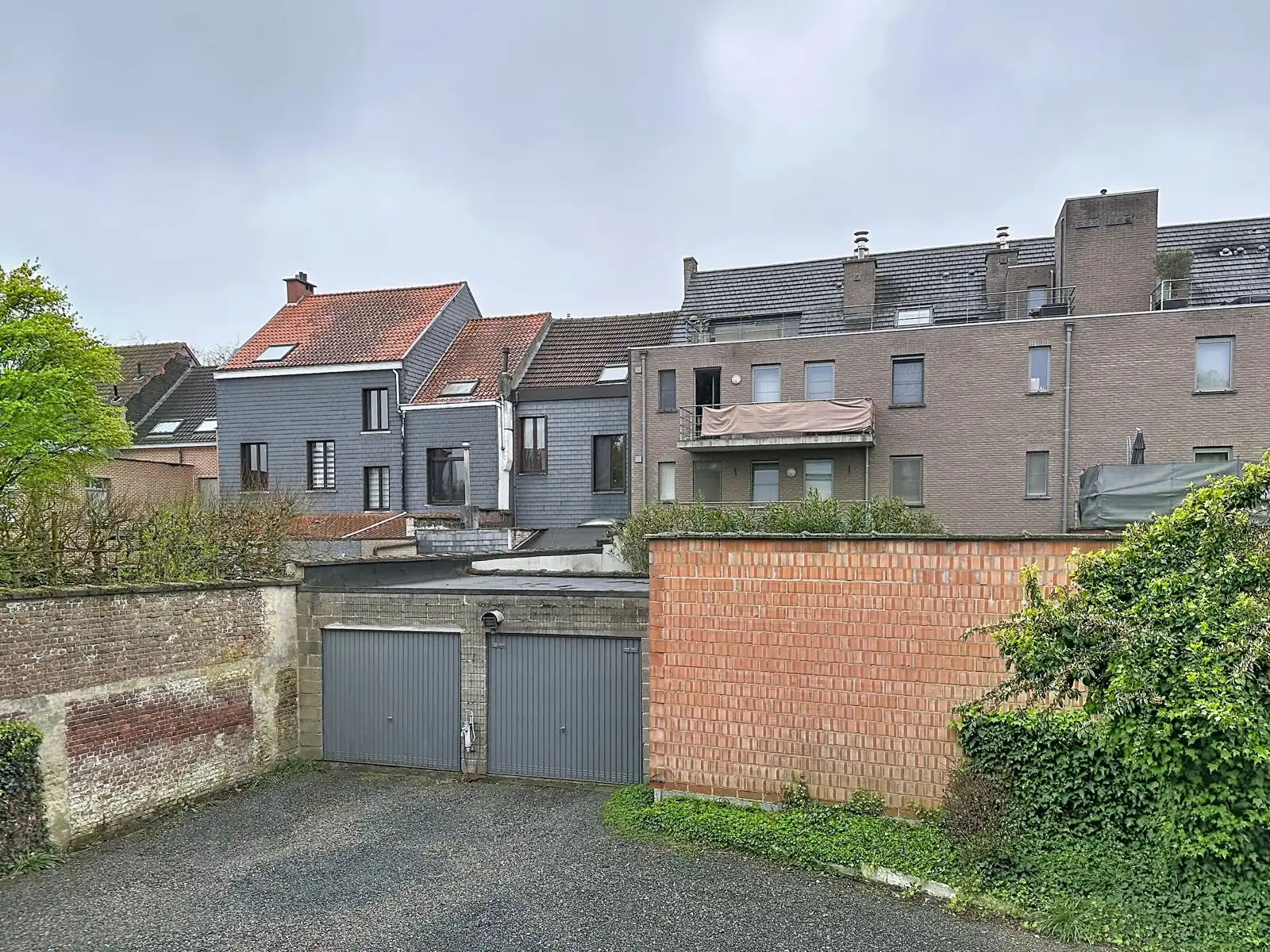 Appartement met drie slaapkamers.  Optie tot garage foto 25