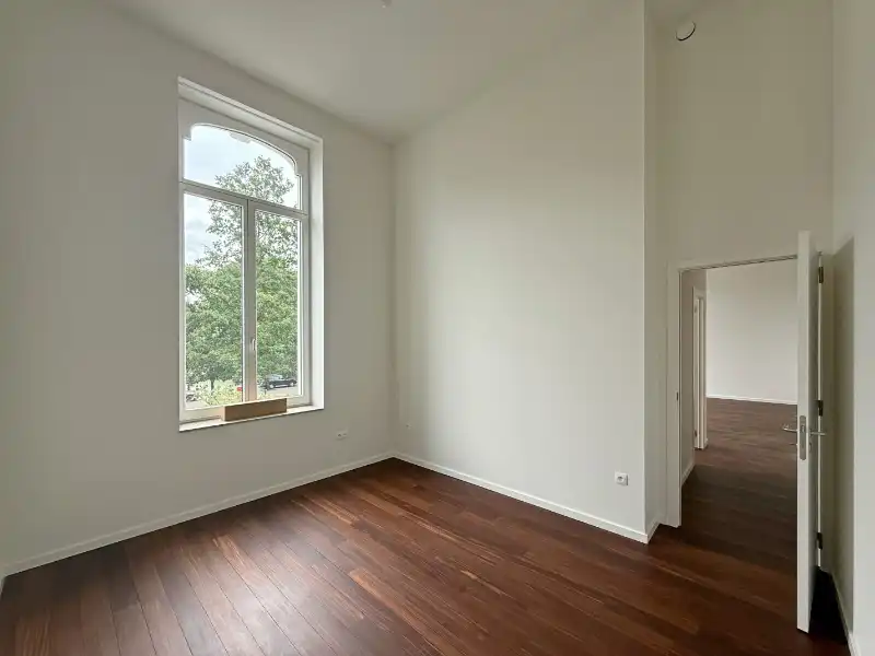 Kantoor te huur in Beveren foto 10