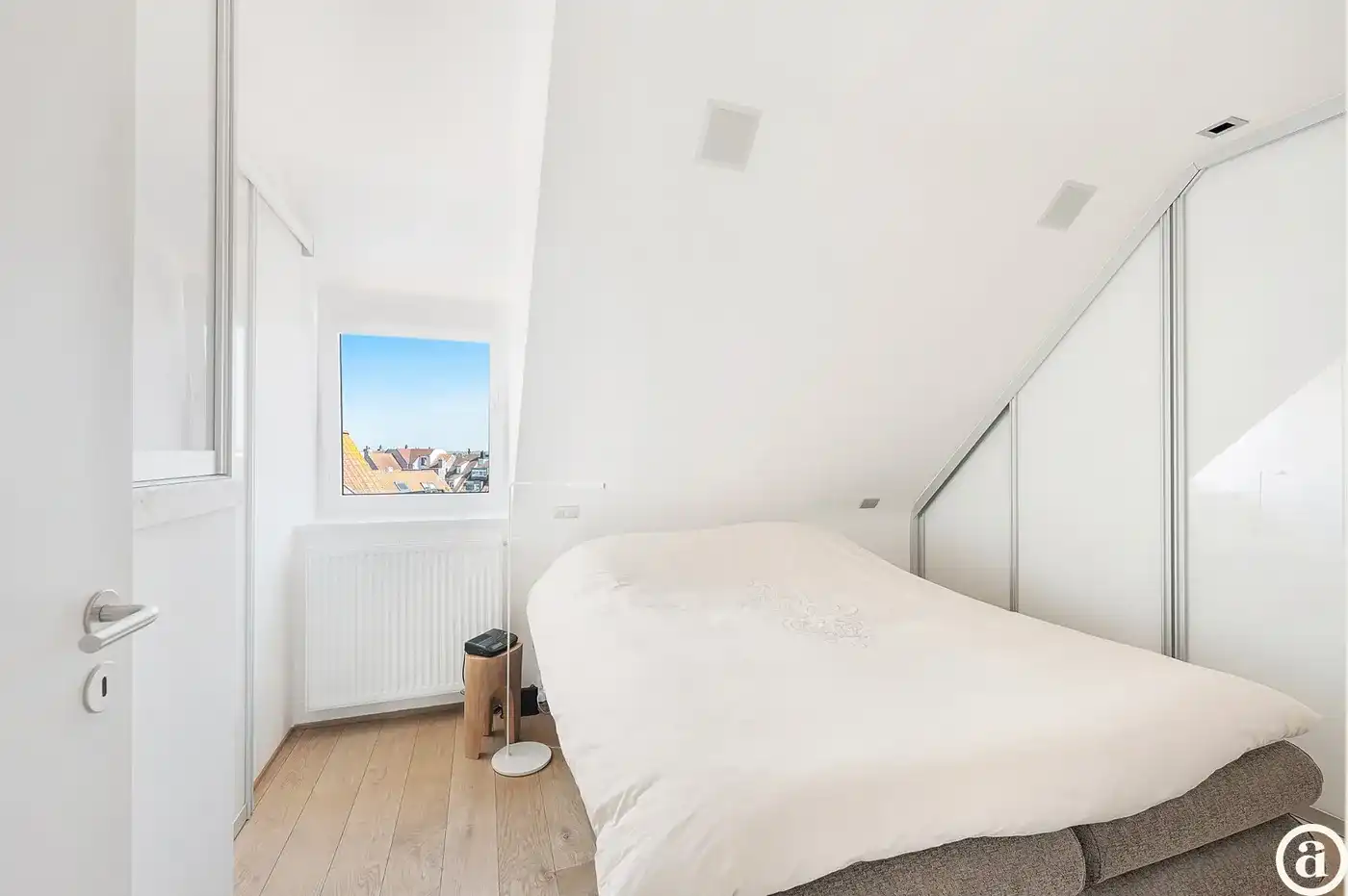 Moderne duplex met ruime terrassen nabij strand foto 18