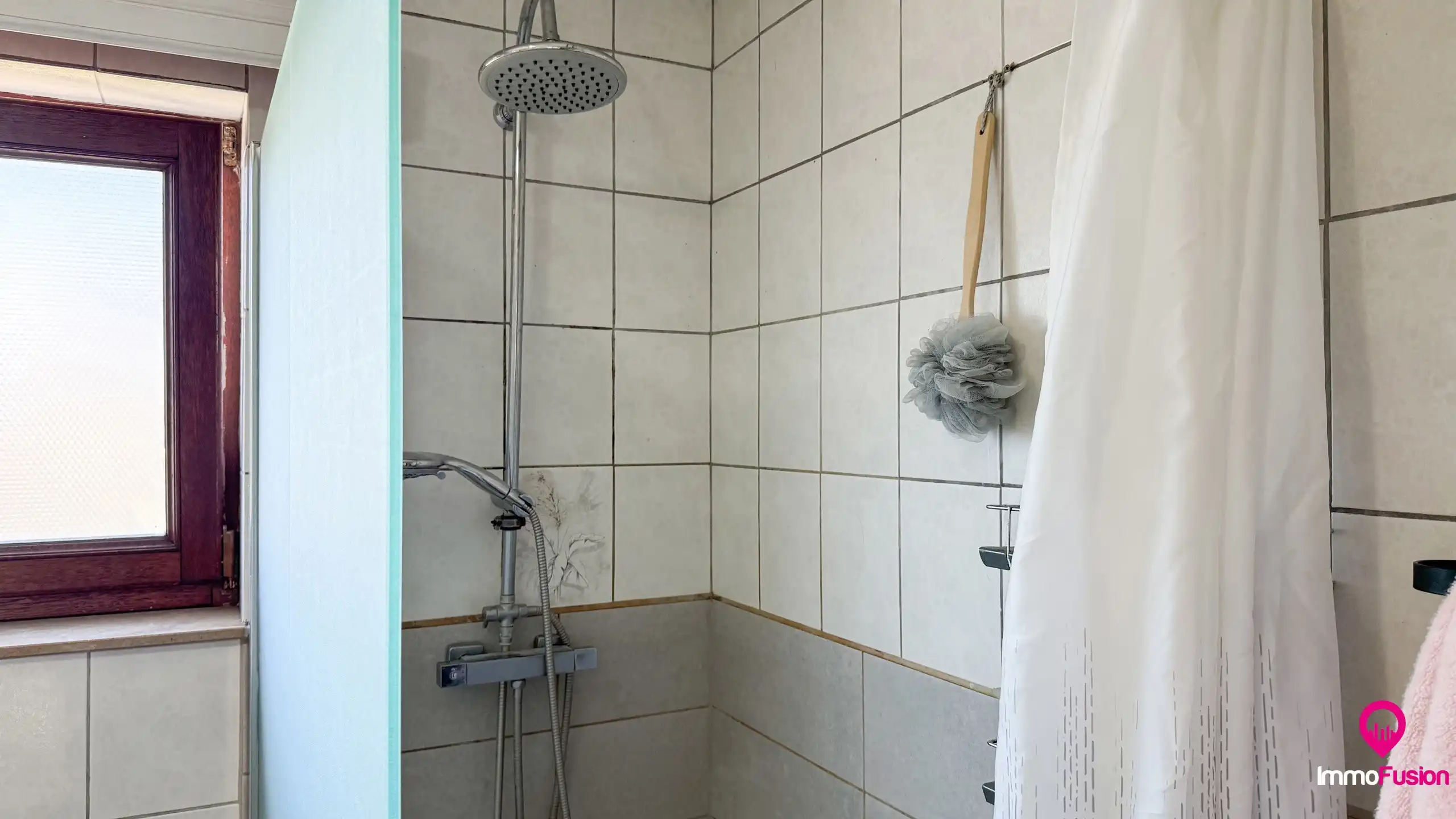 Ruim appartement met 3 slpks en tuin nabij het centrum! foto 11