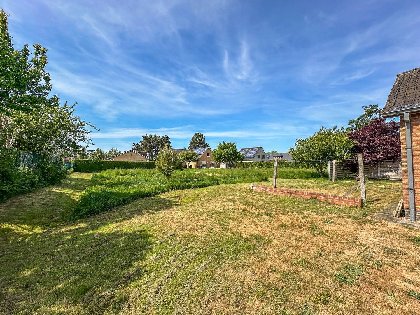 Rustig gelegen bouwgrond (913m²) nabij het Hannecartbos. foto 4