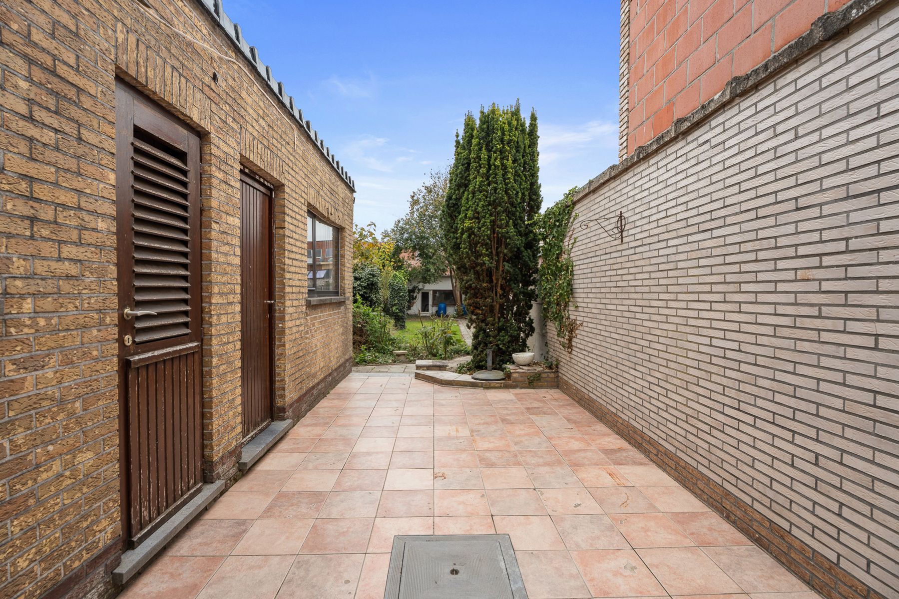 Te renoveren woning met potentieel in centrum Wetteren! foto 13
