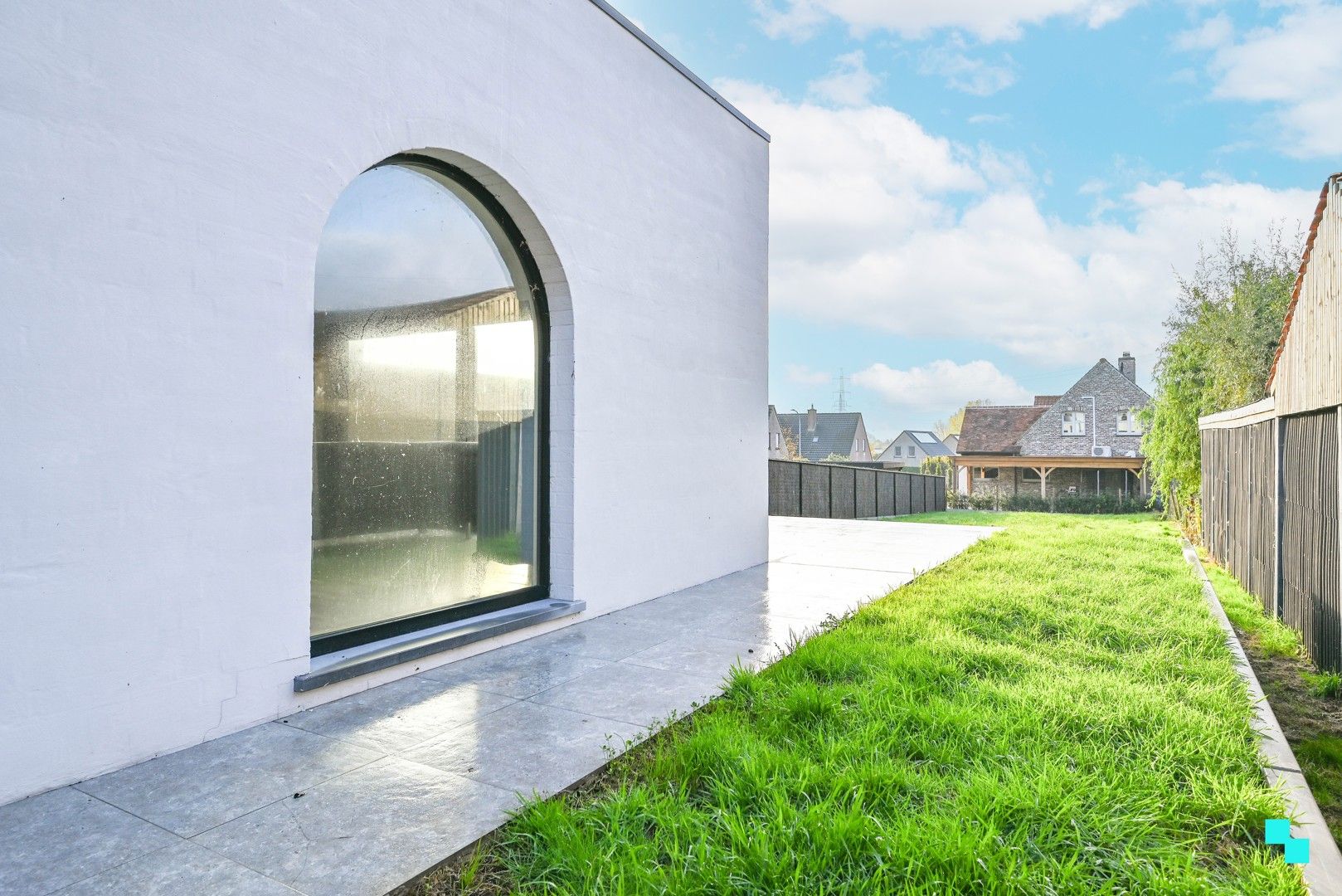 Ruime halfopen bebouwing in Zwevegem foto 8