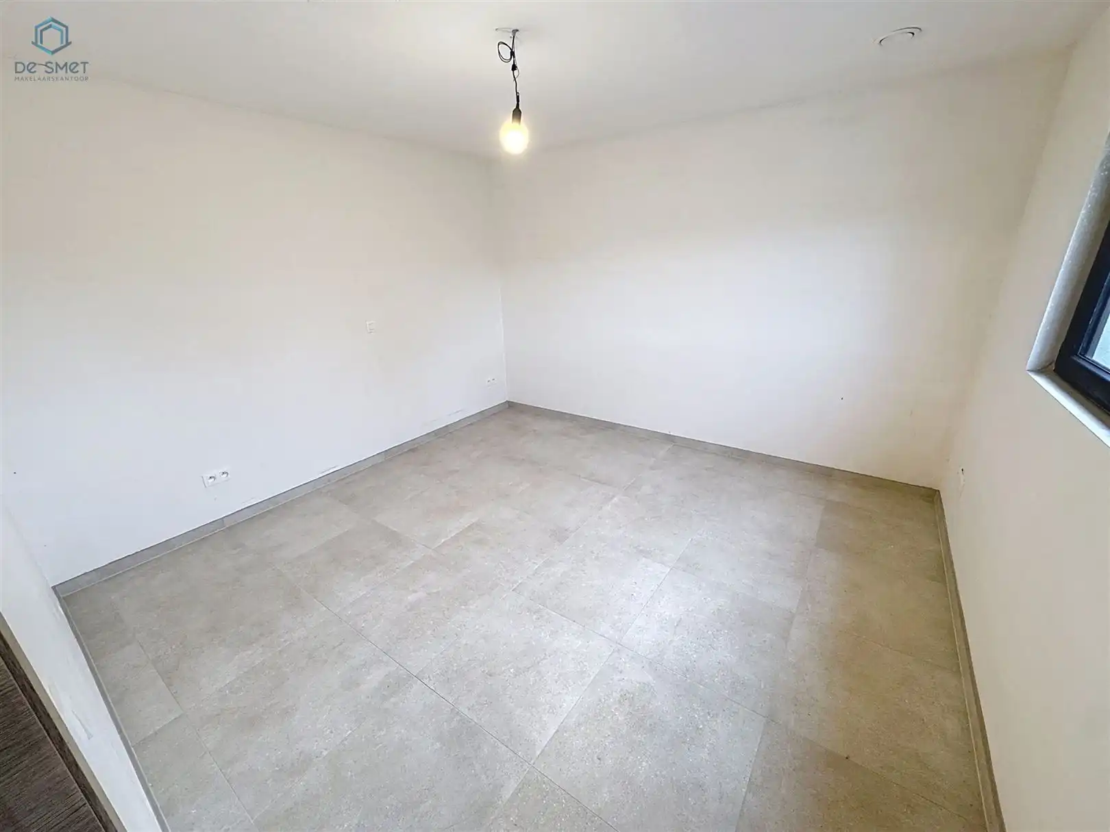 Rustig gelegen, energiezuinige nieuwbouwwoning met 4 slaapkamers en tuin foto 17