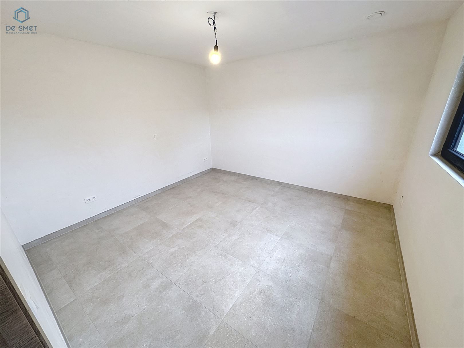 Rustig gelegen, energiezuinige nieuwbouwwoning met 4 slaapkamers en tuin foto 17