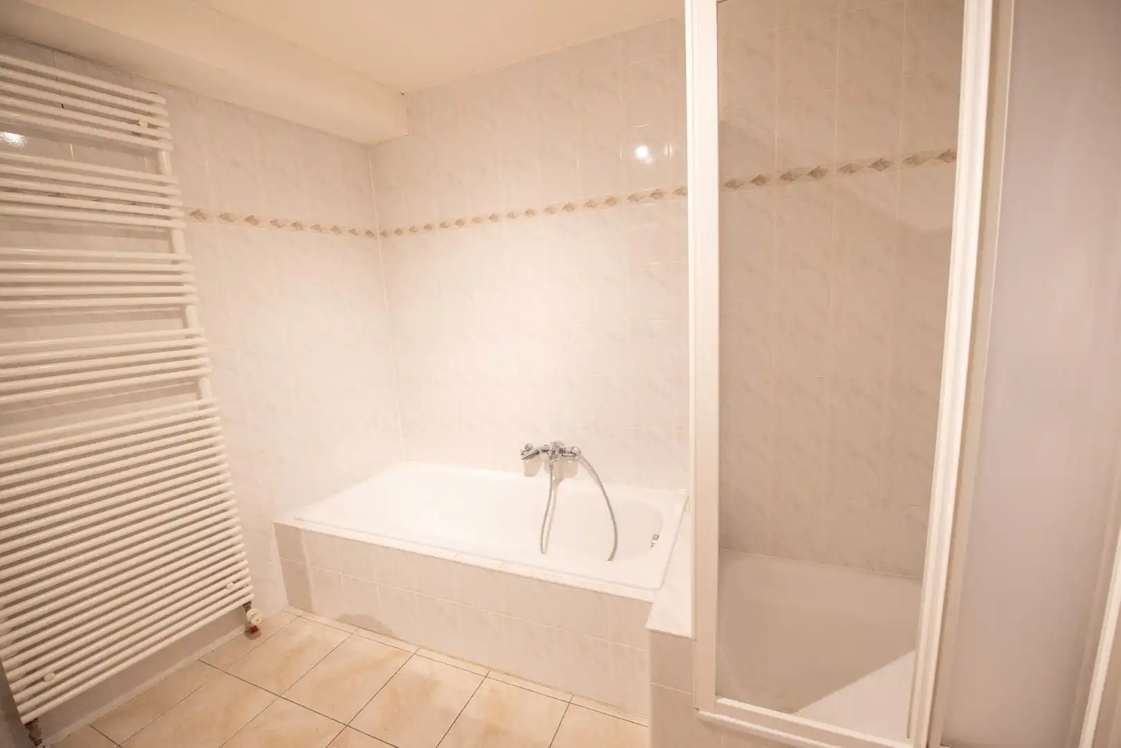 Centraal gelegen appartement in Zulte. foto 8