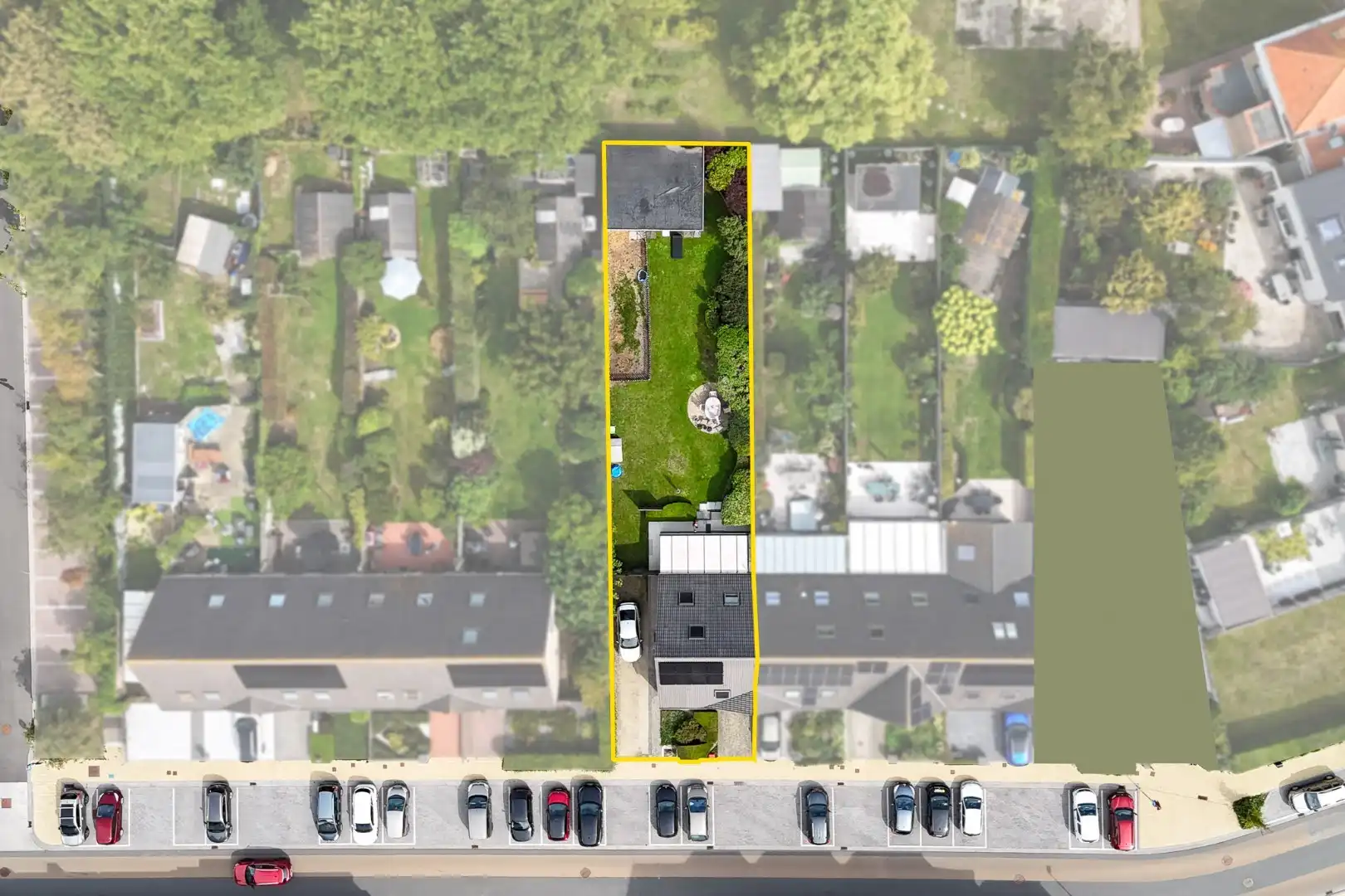 Ruime halfopen bebouwing vlak bij de Spuikom (Bredene) foto 4