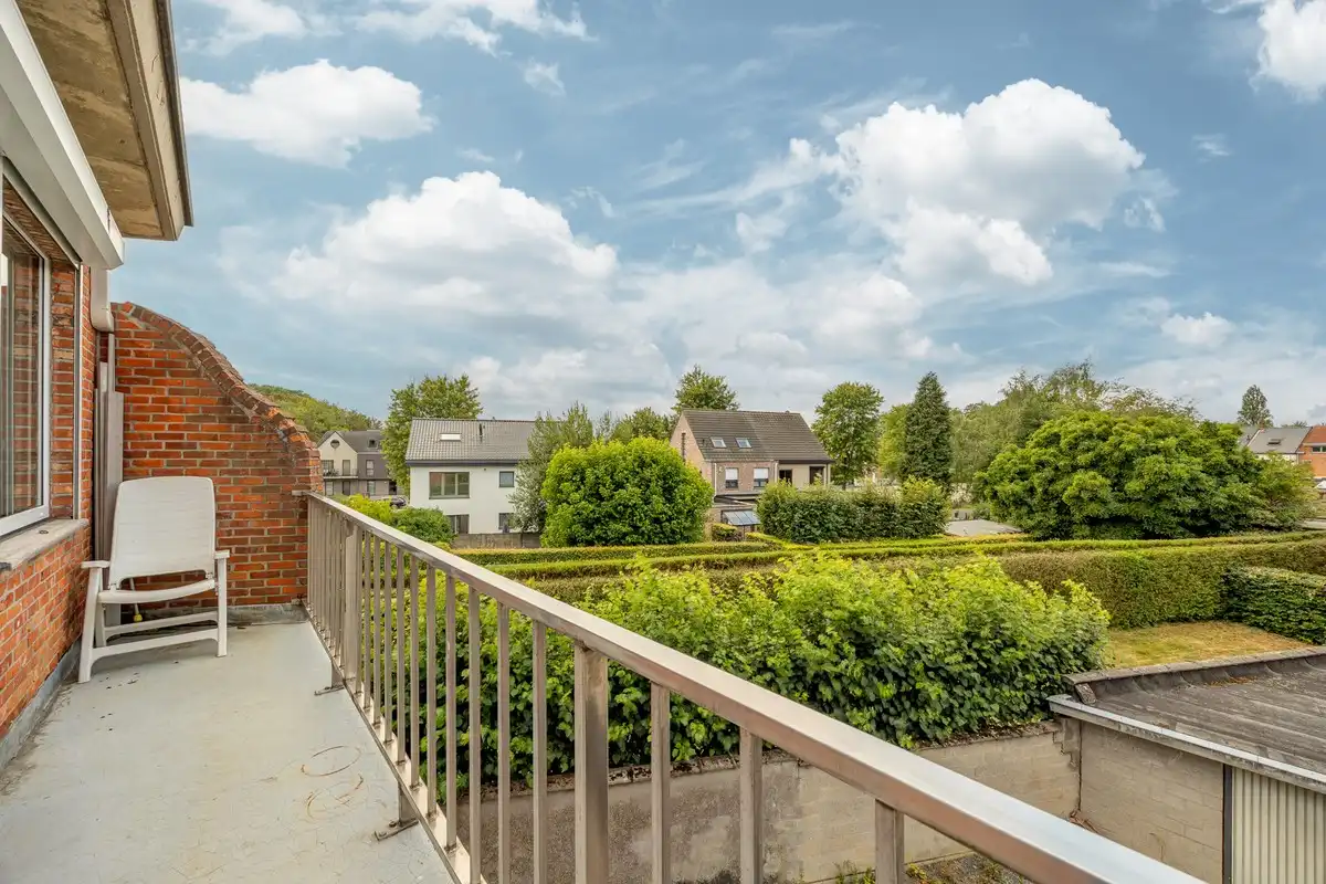 Ruim en instapklaar appartement met 3 slaapkamers, terras en autostaanplaats nabij het centrum van Wommelgem foto 21