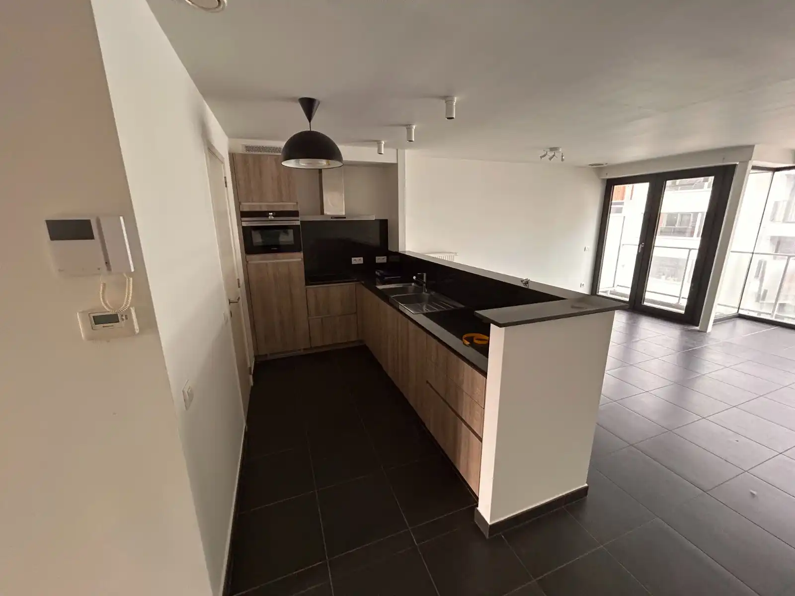 2-slaapkamerappartement met ondergrondse garage in centrum Deinze foto 9