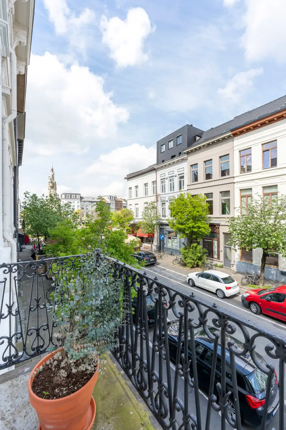 ANTWERPEN-ZUID - Gerenoveerd herenhuis met tuin  foto 12