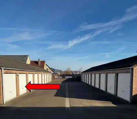 Zeer rustig gelegen gelijkvloers appartement met 3 slaapkamers, tuin en garage foto 2
