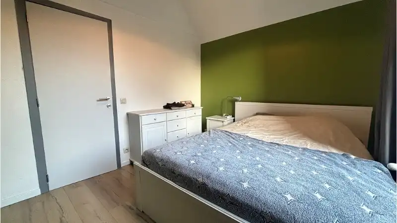 Comfortabele 2-slaapkamerwoning met stadsterrasje te koop in Brugge foto 8