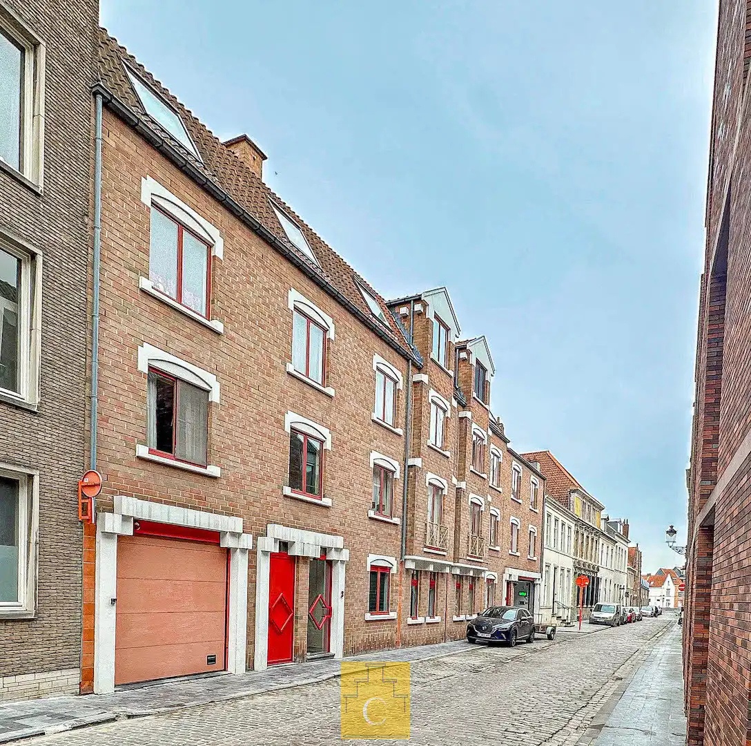 Garage te koop Hoedenmakersstraat 3/42 - 8000 Brugge