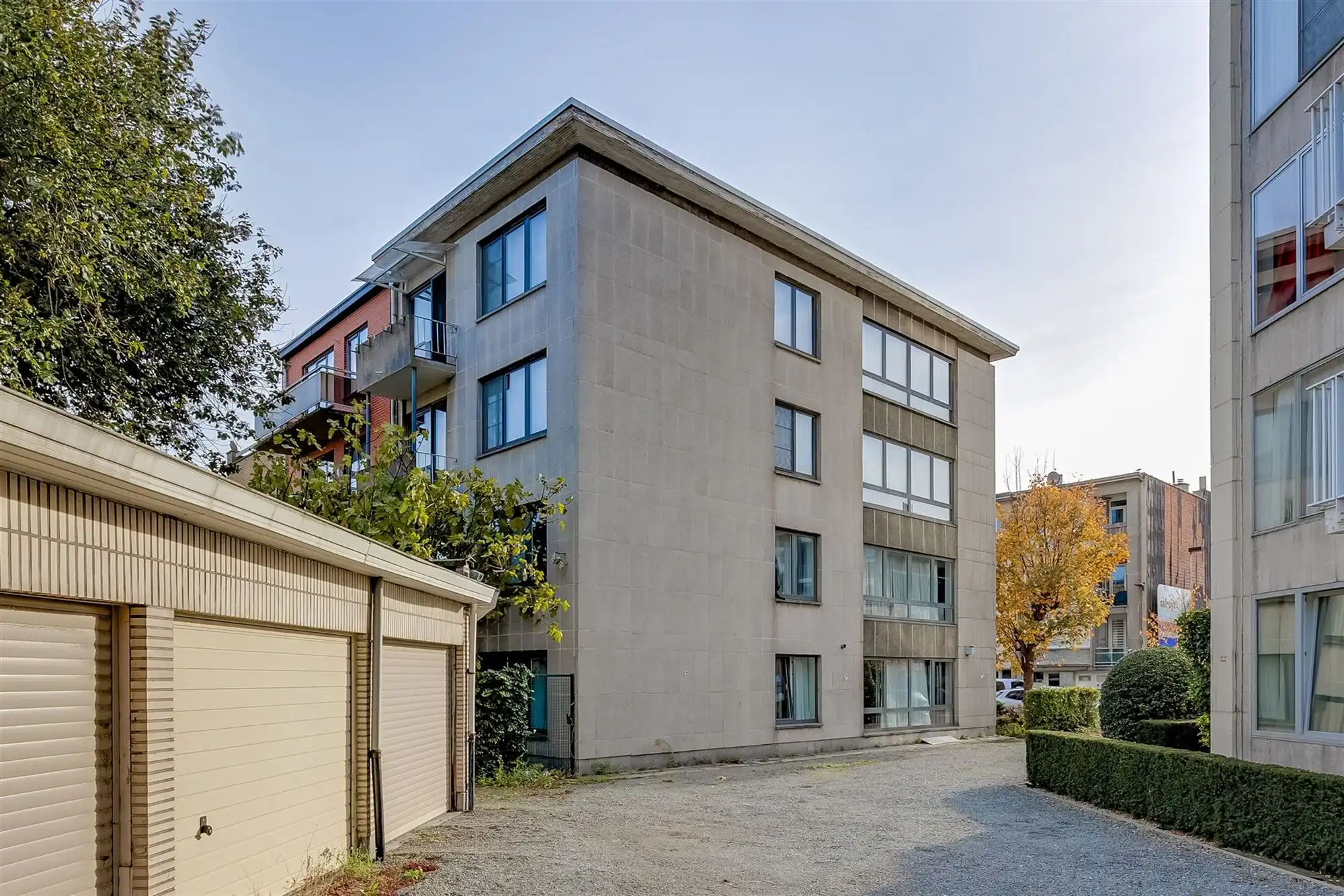 Zeer licht instapklaar appt met 3 slaapkamers en terras foto 17