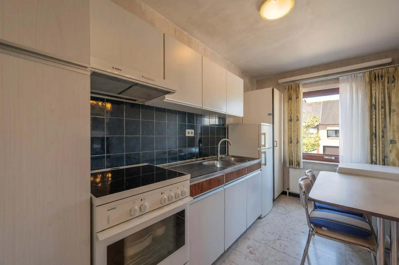 Appartement met garage op goede ligging te Assebroek! foto 5