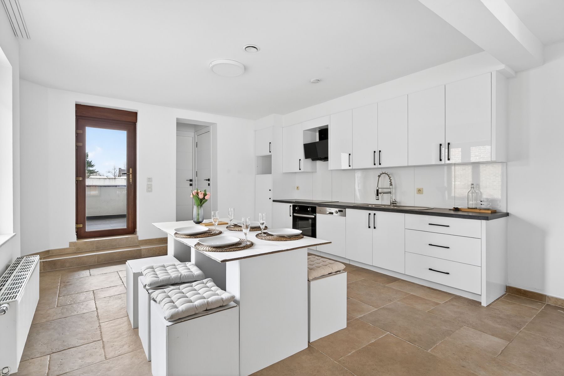 Duplex appartement in centrum Sint-Niklaas met 3 slaapkamers foto 2