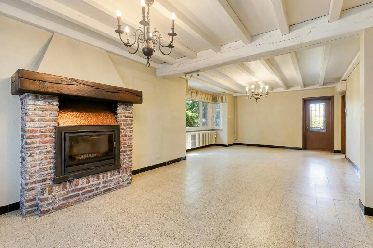 Karaktervolle gezinswoning op 1524m² te koop in Kortrijk! foto 7