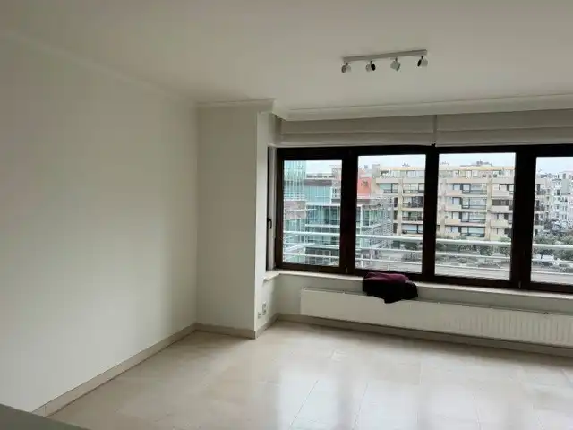 Centraal gelegen 2-slaapkamerappartement met mooi uitzicht foto 14