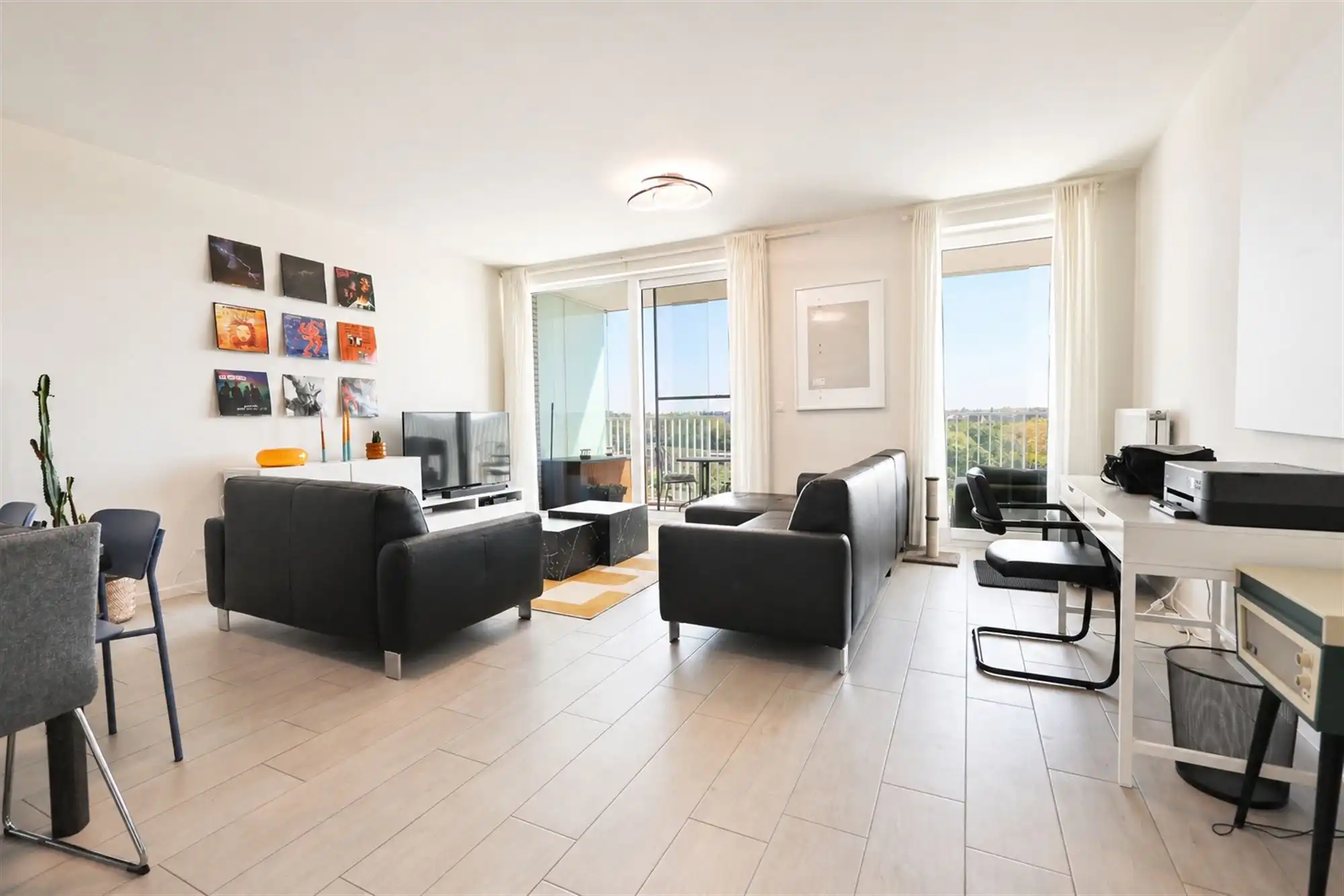 Lichtrijk 2-slaapkamerappartement met open uitzicht foto 3