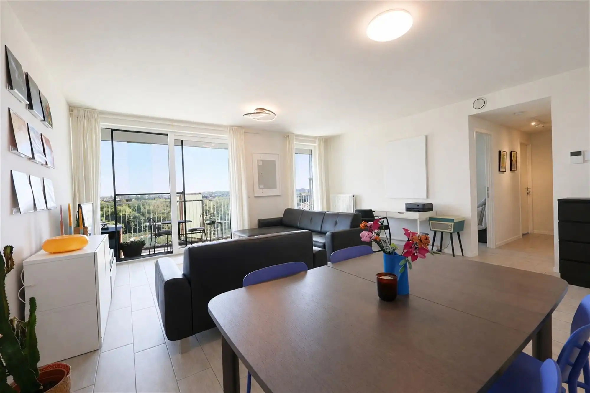 Lichtrijk 2-slaapkamerappartement met open uitzicht foto 3