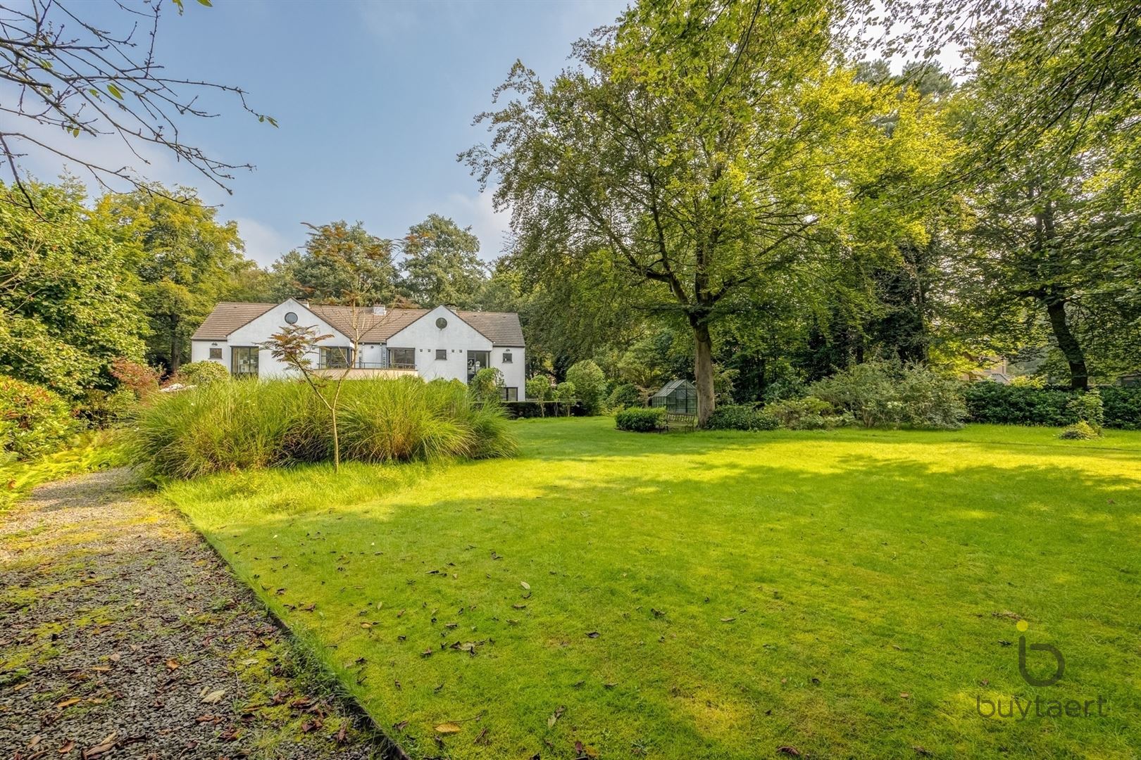 Ruime villa in de gewilde wijk 'De Zeurte' te Schoten, nabij het Peerdsbos. foto 40