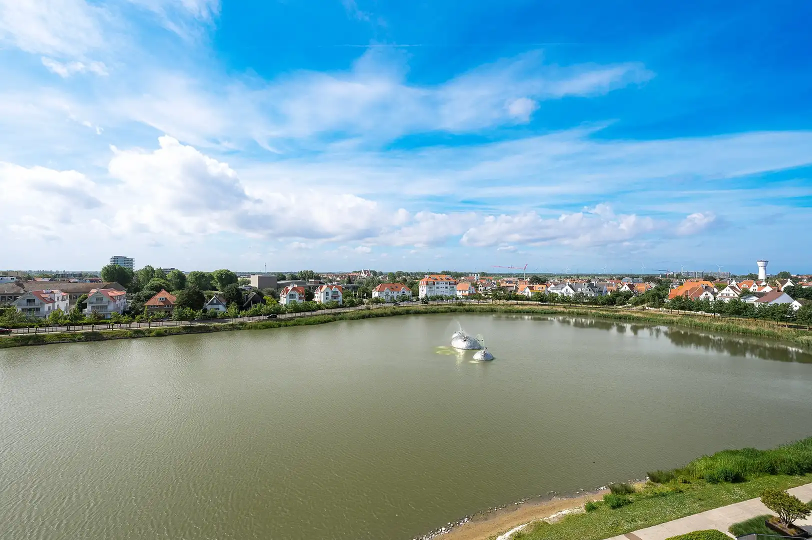 Luxueus appartement met frontaal zicht op het Zegemeer. foto 9