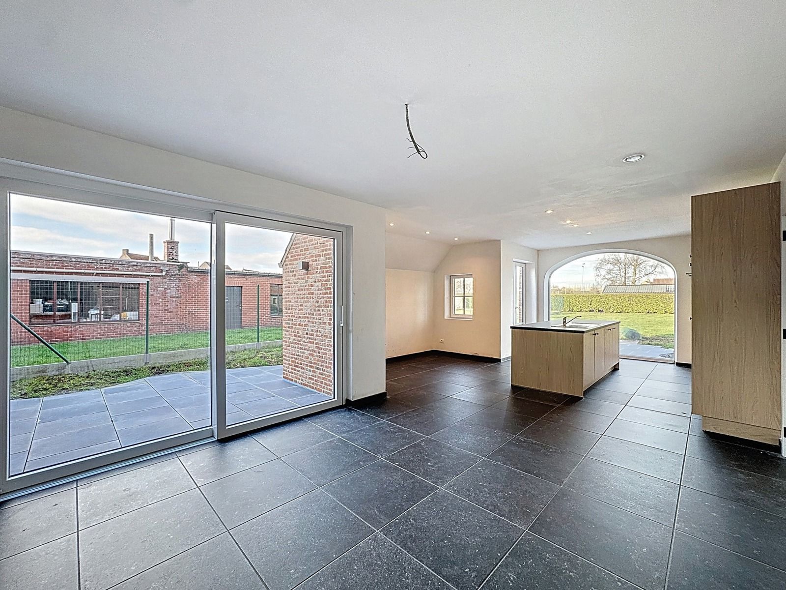 TE HUUR nieuwbouwwoning 4 slaapkamers Jabbeke foto 5